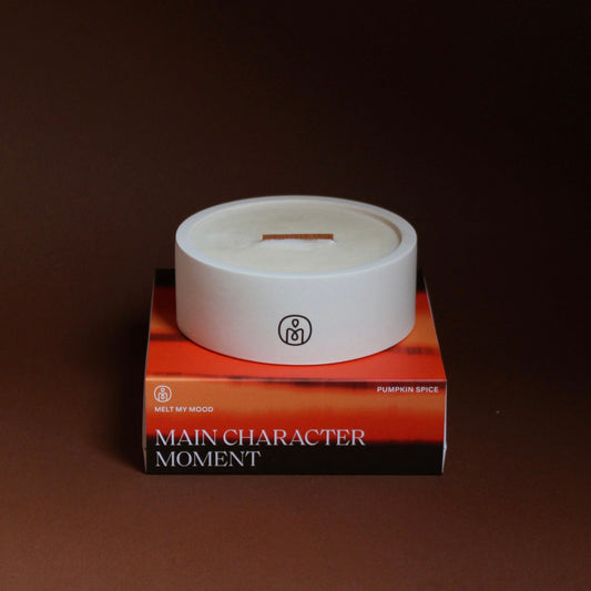 MAIN CHARACTER MOMENTS